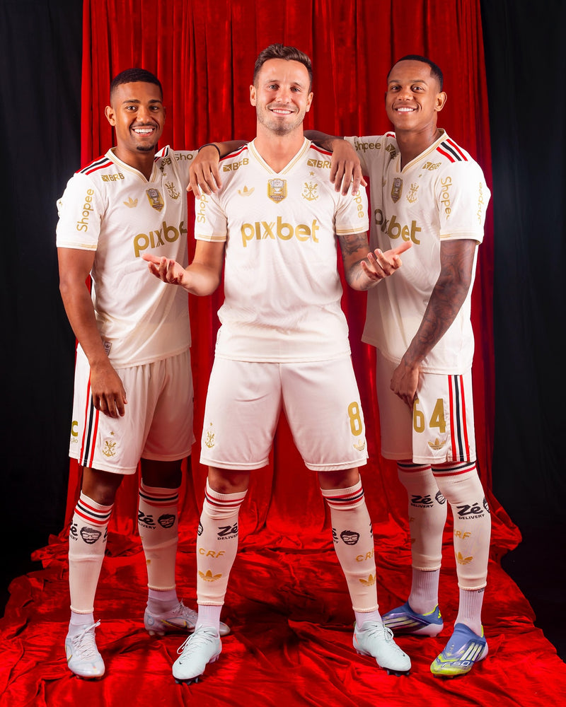 Novas Camisas Flamengo com Patch Campeão Libertadores 2025/26