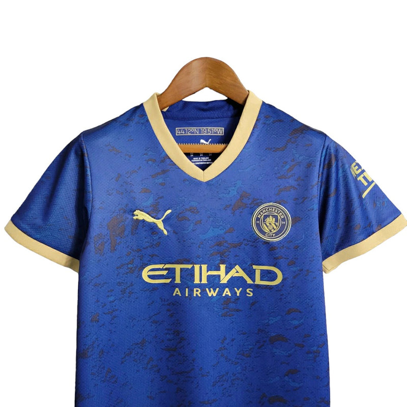 Kit Infantil Manchester City Camisa + Shorts 2023/24 - Edição Especial [FRETE GRÁTIS]