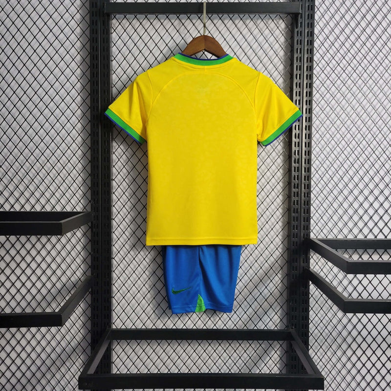 Kit Infantil Nova Camisa + Shorts Nike do Brasil - Nova Camisa da Seleção Brasileira Copa QATAR 2022