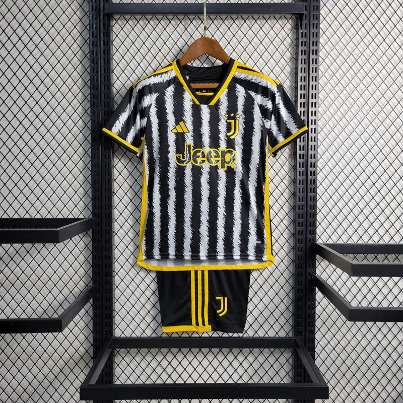 Kit Infantil Juventus Listrado Adidas 2023/24 [COMPRE 2 LEVE 3]